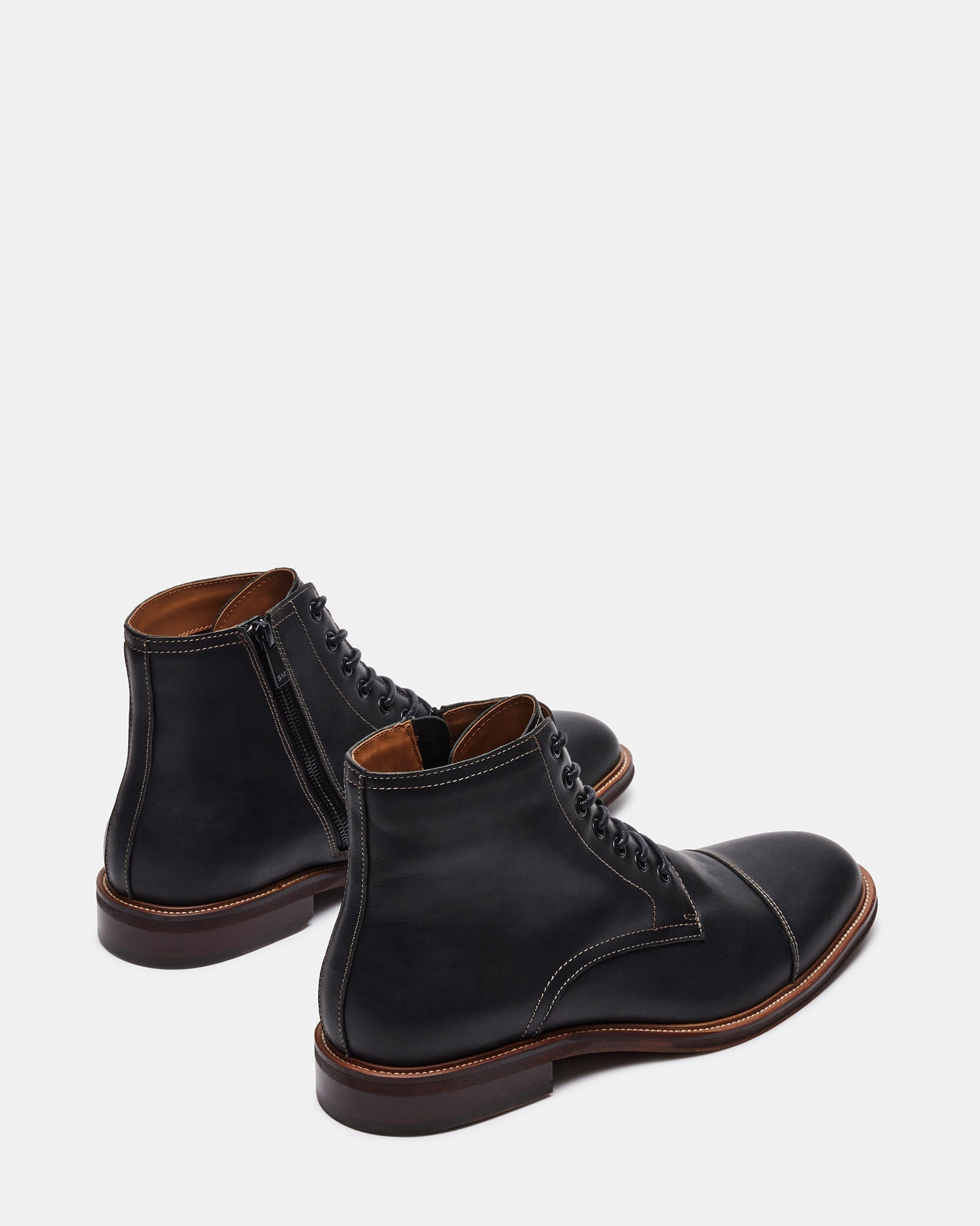 HODGE BLACK LEATHER - SM REBOOTED