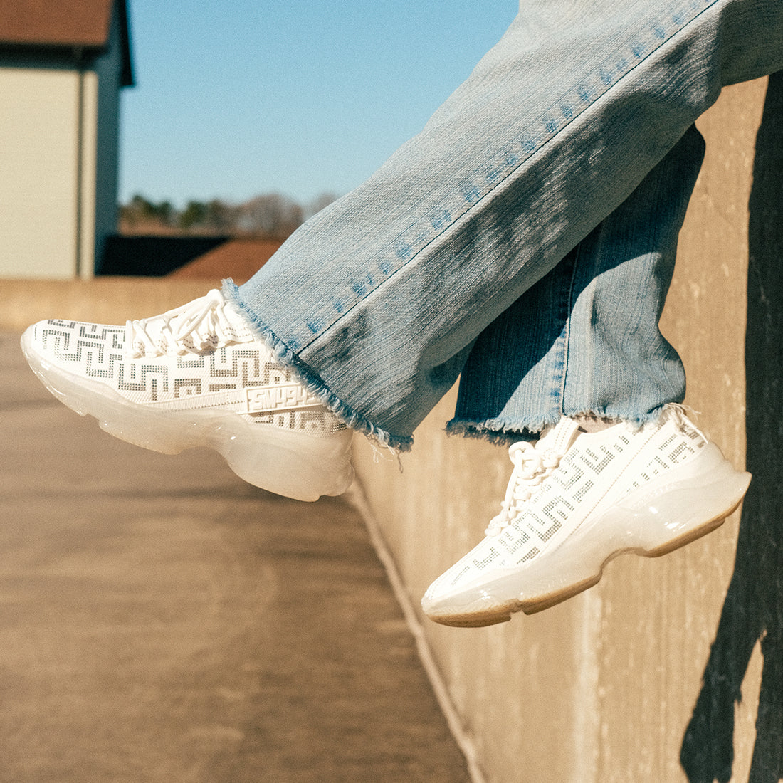 MAXIMA-S WHITE/SILVER - SM REBOOTED