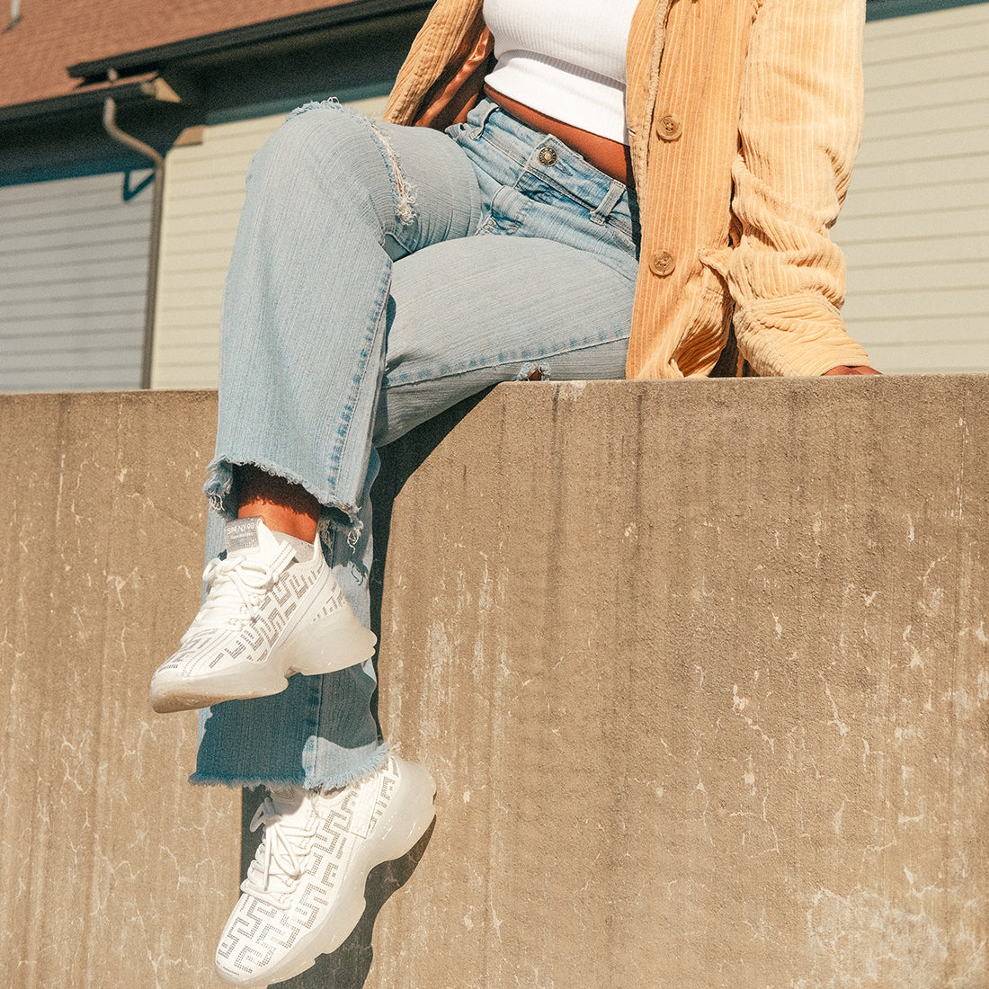 MAXIMA-S WHITE/SILVER - SM REBOOTED