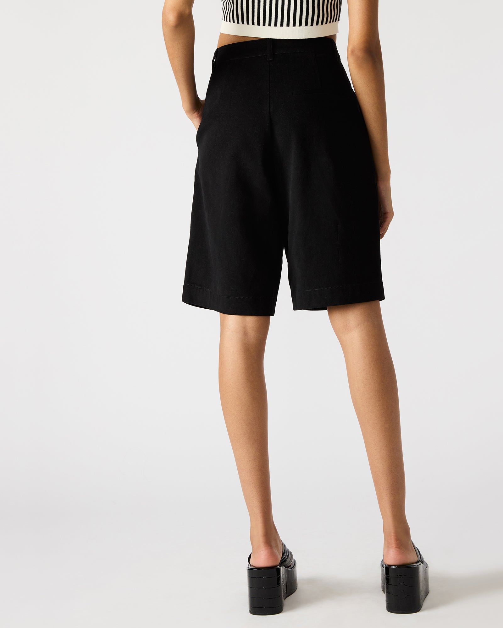 IVANA SHORTS BLACK
