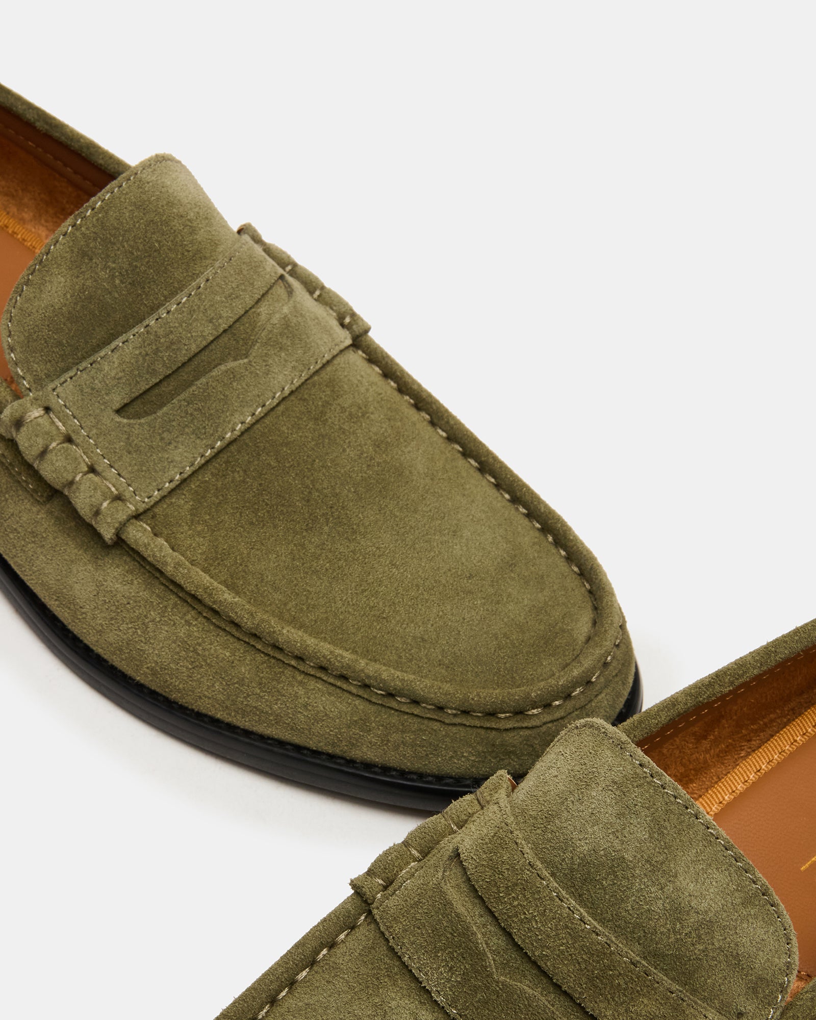 HUCKLE GREEN SUEDE