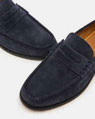 HUCKLE NAVY SUEDE
