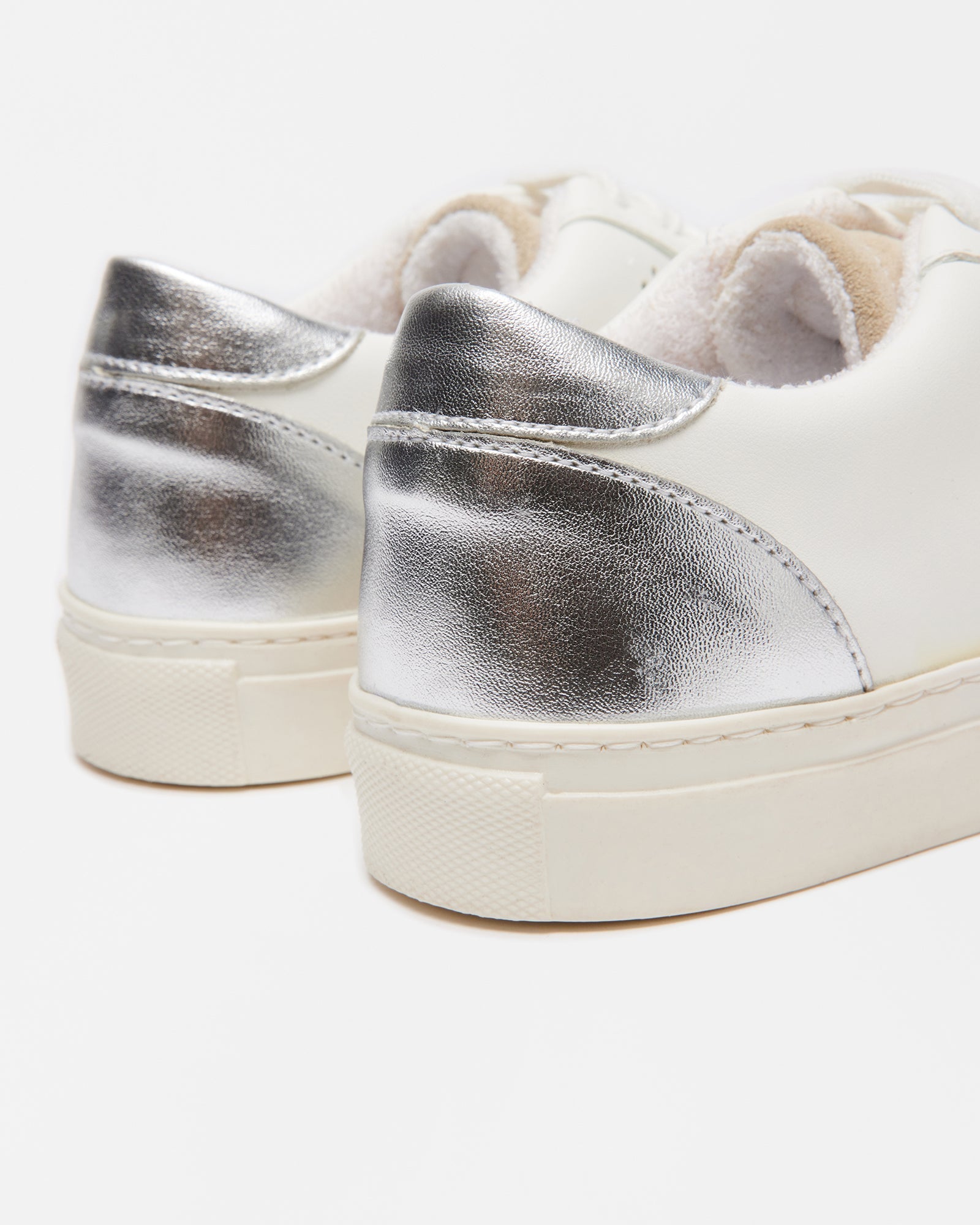 REZZA WHITE - SM REBOOTED