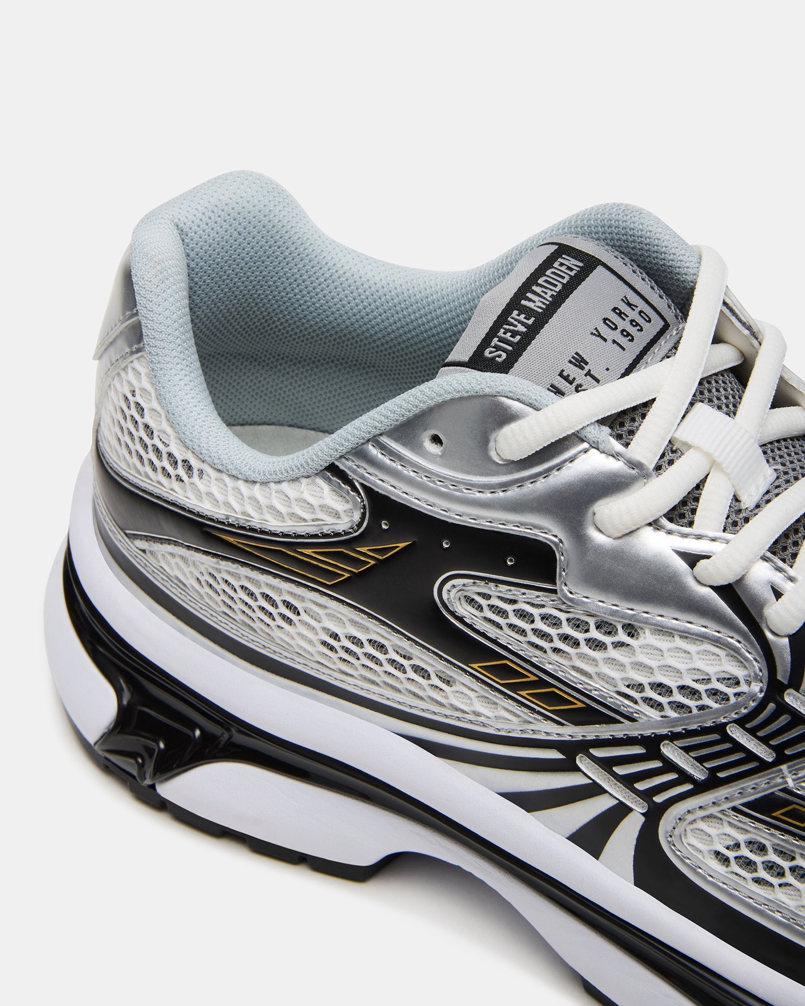 YUVAL BLACK/SILVER - SM REBOOTED