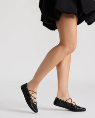 POINTE BLACK LEATHER